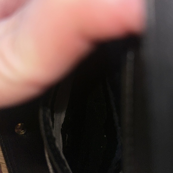 Louis Vuitton EPI SNAP WALLET - Picture 13 of 14